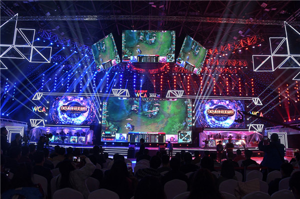 FNC战队主场作战捍卫东道主荣誉，凭借团队配合晋级胜者组半决赛-电竞比分网